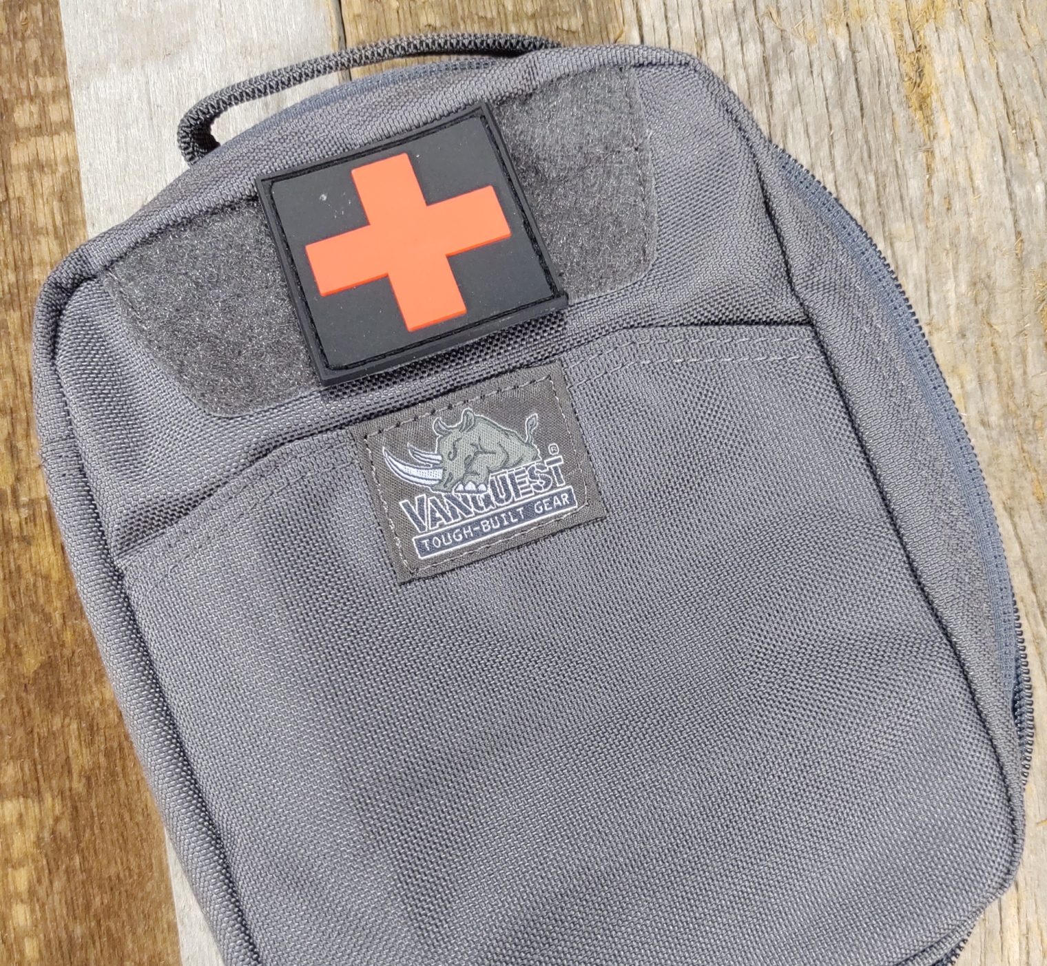 Custom Red Cross Medical Patch Name Tag First Aid Medical Patch EMT EMS  Text Bag Vest Custom Velcro Patch Brand Hook or Iron on Patch 